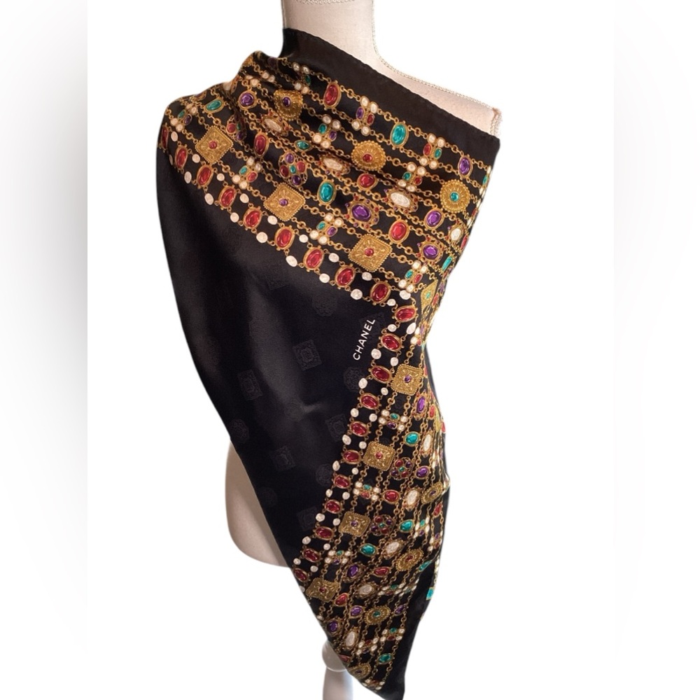 Chanel Black & Gripoix Silk Scarf Circa late 1980’s (t192)